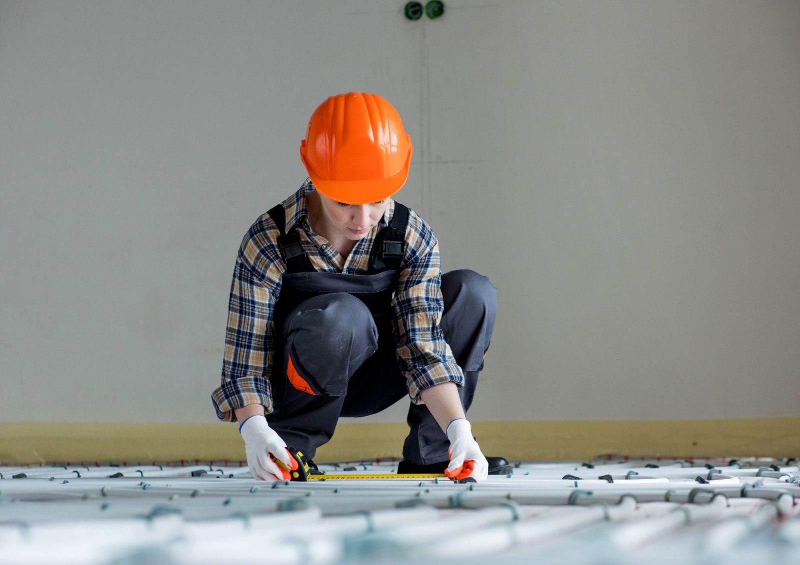 Instalación de un suelo radiante en un hogar de Sabadell