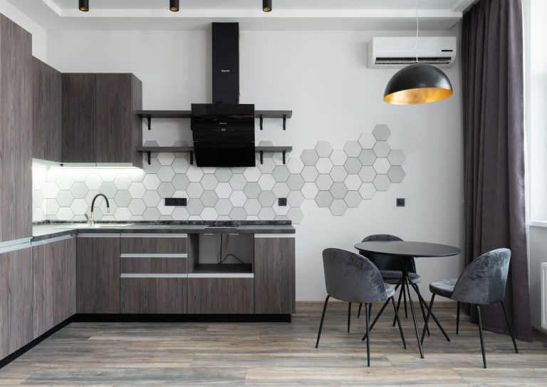 Descubre el confort invisible: los beneficios de instalar un suelo radiante en su hogar